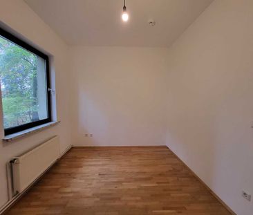 Großzügige 5-Zimmer-Wohnung in Berlin-Steglitz! - Photo 1