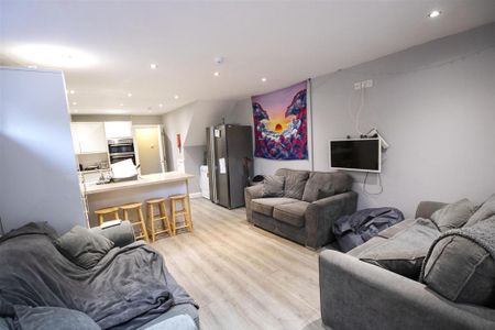 6 bedroom house to rent - Photo 2