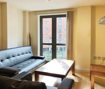 2 bedroom apartment to rent - Photo 6