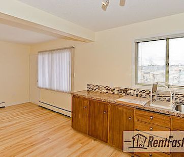 1001 2 Avenue Northwest, Calgary - Photo 1