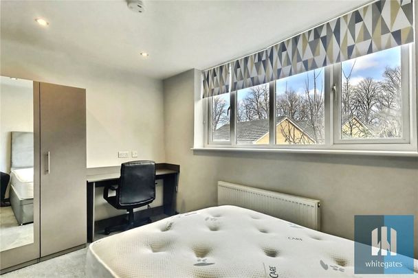 Blacker Road, Birkby, Huddersfield, HD2 - Photo 1