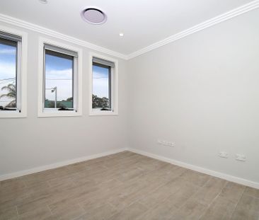 4 Bedroom Duplex - Photo 2