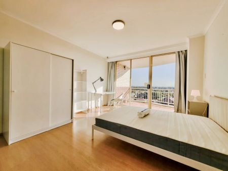 3 bed 2 bath-057 - Photo 5