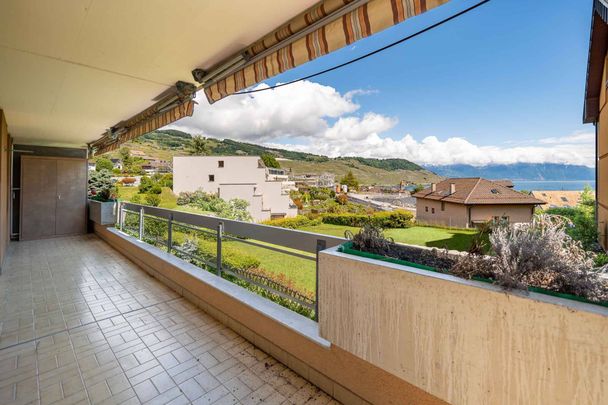 Spacious 4.5 room apartment with lake view - Foto 1