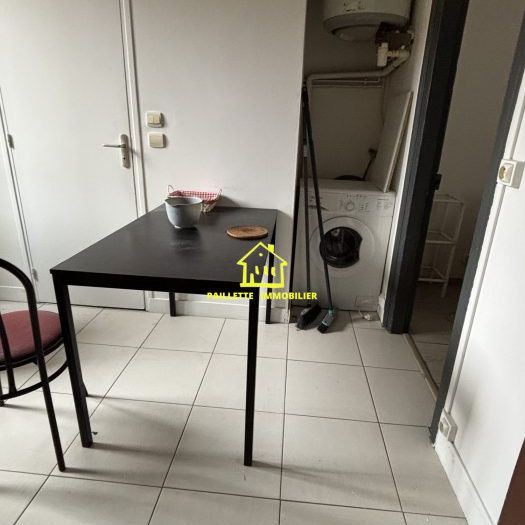 proche transports et commerces - Photo 1