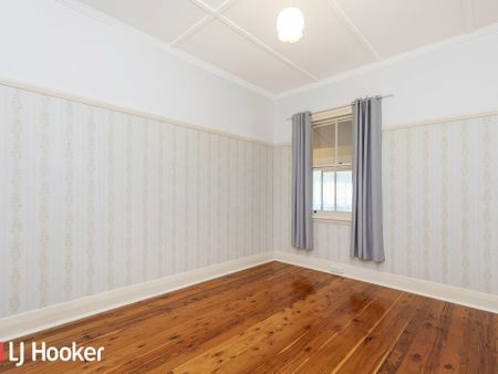 Charming 3-Bedroom Home in West Tamworth – Recently Updated! - Photo 2