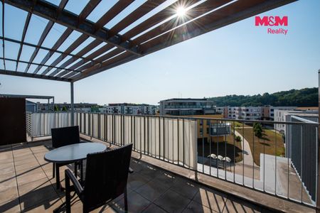 Pronájem bytu 2+kk 49 m² - Fotografie 3