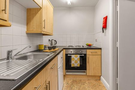 252 Vinery Road Leeds - LS4 2LA - Photo 2