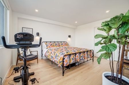 For Lease - 125 CARRUTHERS Avenue, West Centre Town, Ontario - Photo 4