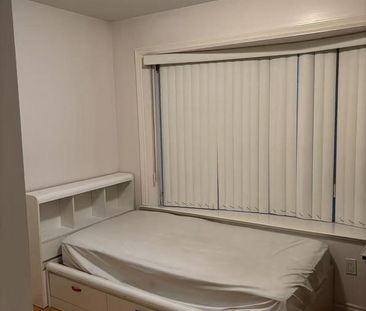 2000 East 2nd Avenue apartment — Vancouver, BC (2-Bedroom) - 2 Bedroom - Photo 2