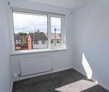 26 Woodbreda Drive, Belfast, BT8 7HZ - Photo 3