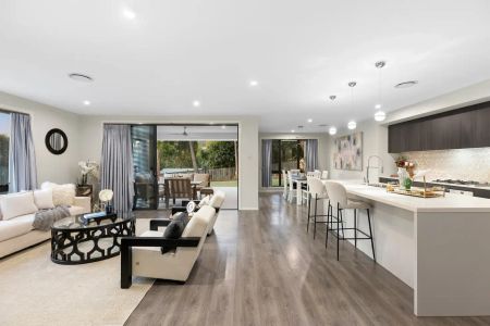 218 Chapel Hill Road, Chapel Hill QLD 4069 - Photo 4