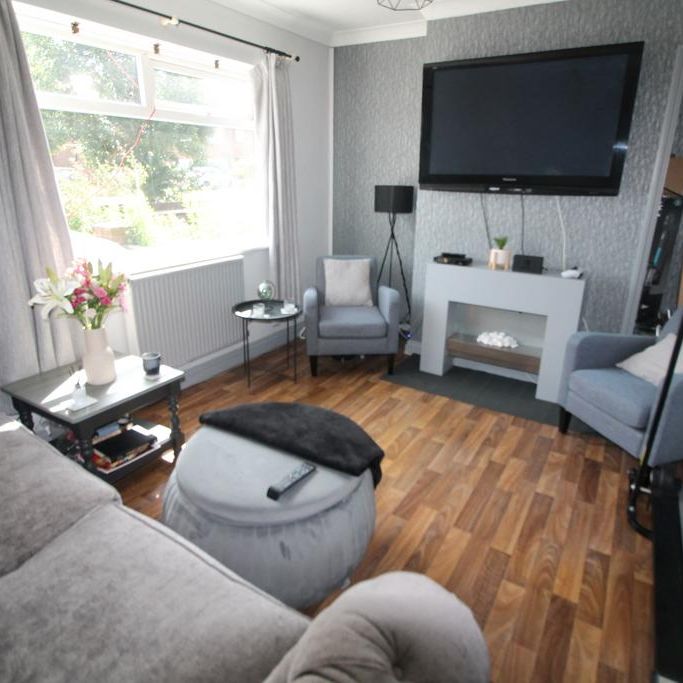 2 bedroom maisonette to rent - Photo 1