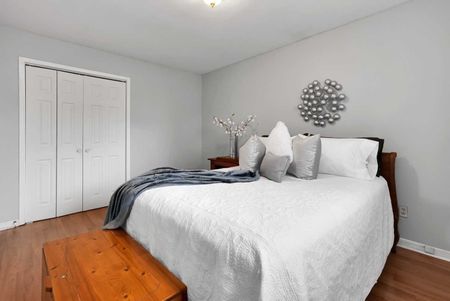 For Lease - 77 Cromwell Avenue, Oshawa, Ontario - Photo 3