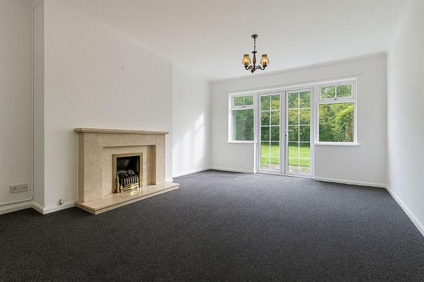 3 bedroom bungalow to rent - Photo 1