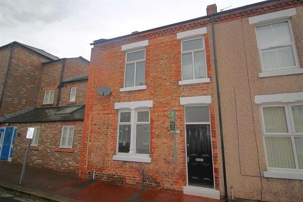 East Raby Street, Darlington, DL3 - Photo 1