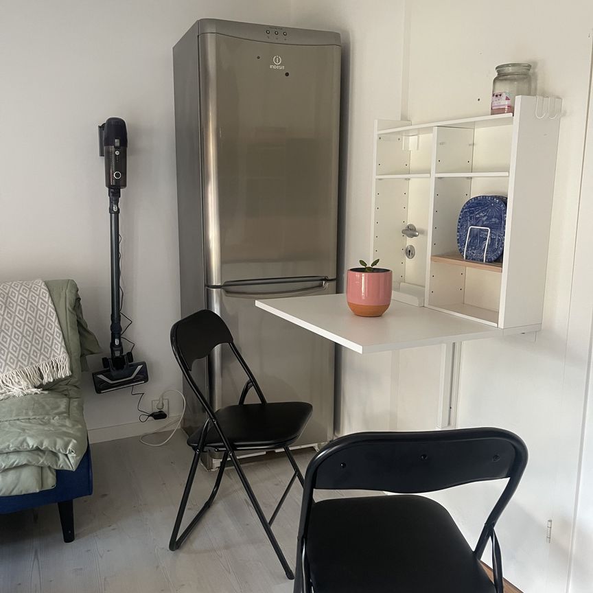 Snickarlasses väg, Enhörna - Photo 1