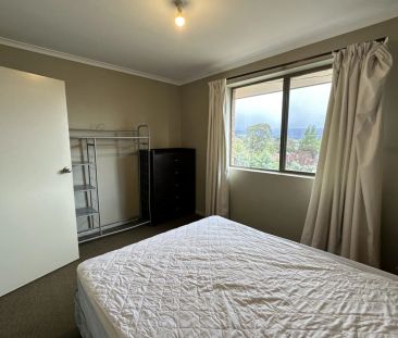 Gippsland Street 3 bedroom unit on 12 month lease. - Photo 5