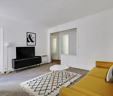 Appartement 3 pièces meublé de 65m² à Lille - 645€ C.C. - Photo 2