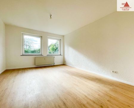 Renovierte 3-Raum-Wohnung mit Stellplatz in Falkenberg - nahe Freiberg - Photo 5