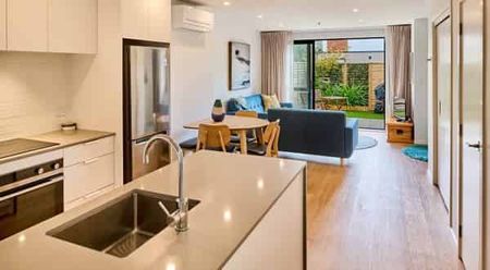 RELOCATING? FULLY FURNISHED, BOULCOTT,LOWERHUTT - Photo 2