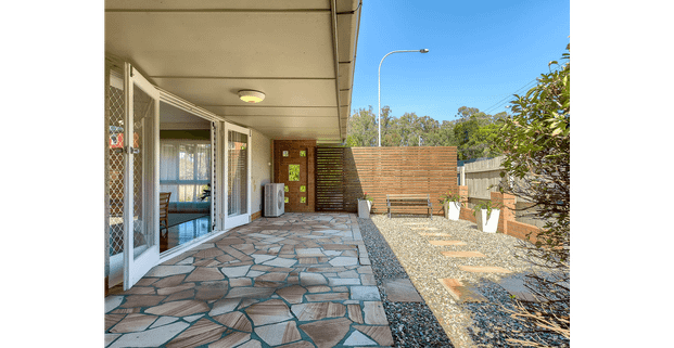 Fully furnished share house | Private lockable rooms | Single occupants only - Photo 1