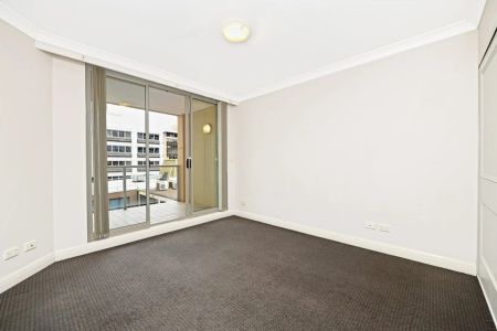 1002/8 Brown Street, Chatswood. - Photo 3