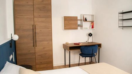 Room in a shared 8-bedroom apartment for rent in Sant Gervasi Galvany. - Foto 5