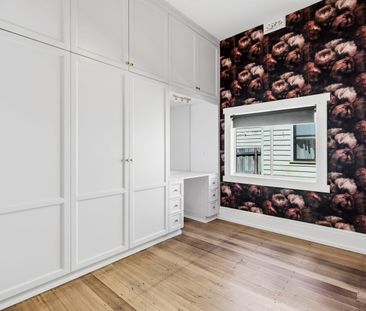 Renovated Comfort with Sunny Living Spaces - Photo 6