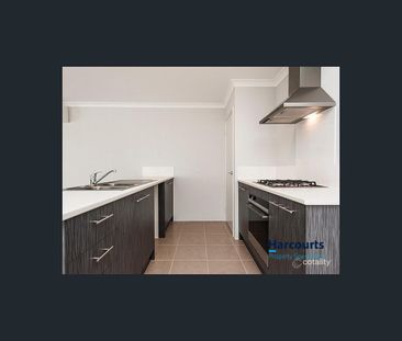 24 Vignerons Loop, Hocking, WA 6065 - Photo 5
