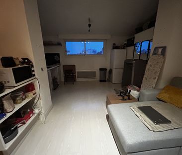 Location Appartement 1 pièce 29m² BORDEAUX 33000 - Photo 1