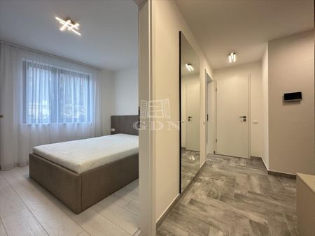 Kiadó újszerű állapotú lakás - Székesfehérvár - Photo 2