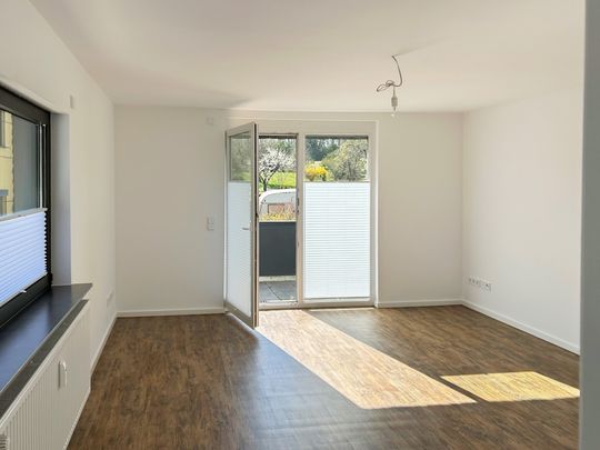 Traumhafte Wohnung in charmanten Zweifamilienhaus im Westerwald! - Photo 1