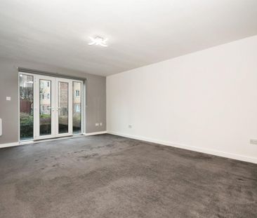2 bedroom Flat To Let - Photo 5