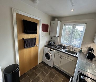 2 bedroom apartment to rent - Photo 2