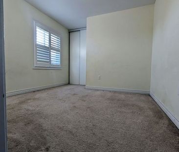 For Lease - 8 Wimbledon Court, Whitby, Ontario - Photo 4