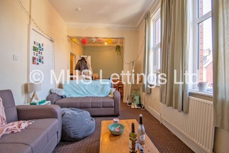 1 Bedroom Shared Flat for rent in Regent Park Avenue - Photo 2