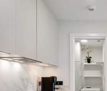 2 bedroom luxury Apartment for rent in Benahavís, Andalusia - Photo 4