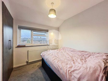 3 bedroom terraced house to rent - Photo 2