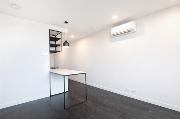 Sleek One-Bedroom Haven in the Heart of Richmond - Photo 1