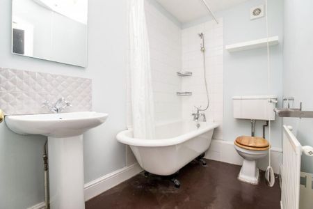 3 bedroom house to rent - Photo 2