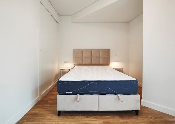 Apartamento T1 para arrendamento em Lisboa, Algés