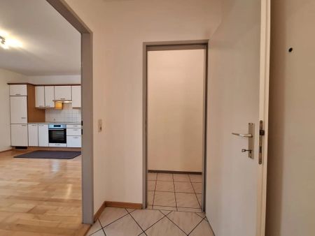 Kompakt & komfortabel – Zentrale Single Wohnung - Photo 4