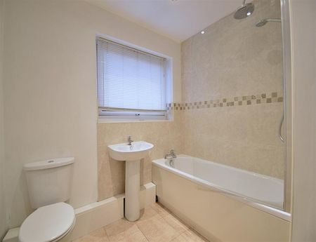 2 Bedroom Apartment To Let - Photo 2