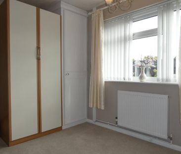 3 bedroom bungalow to rent - Photo 6