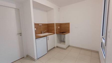 location Appartement T2 DE 43.9m² À NANTES - Photo 2