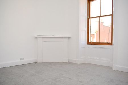 4 bedroom flat to rent - Photo 5