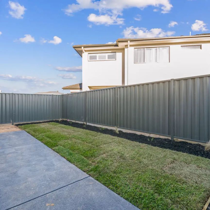 4 Naples Avenue, Berwick VIC 3806 - Photo 1