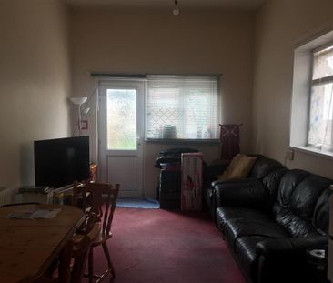 5 bedroom house share to rent - Photo 4