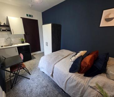 Studio to rent - Photo 5